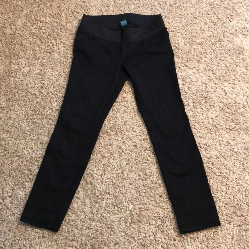 Old Navy black straight leg maternity pants